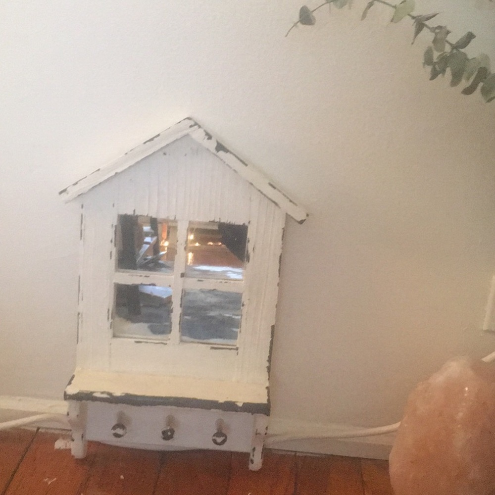 Antique style hanging hooks/shelf